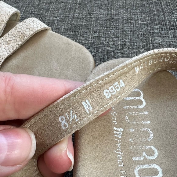 Munro Bev Slingback Strappy Sandals Beige size 8.5 - Picture 9 of 9